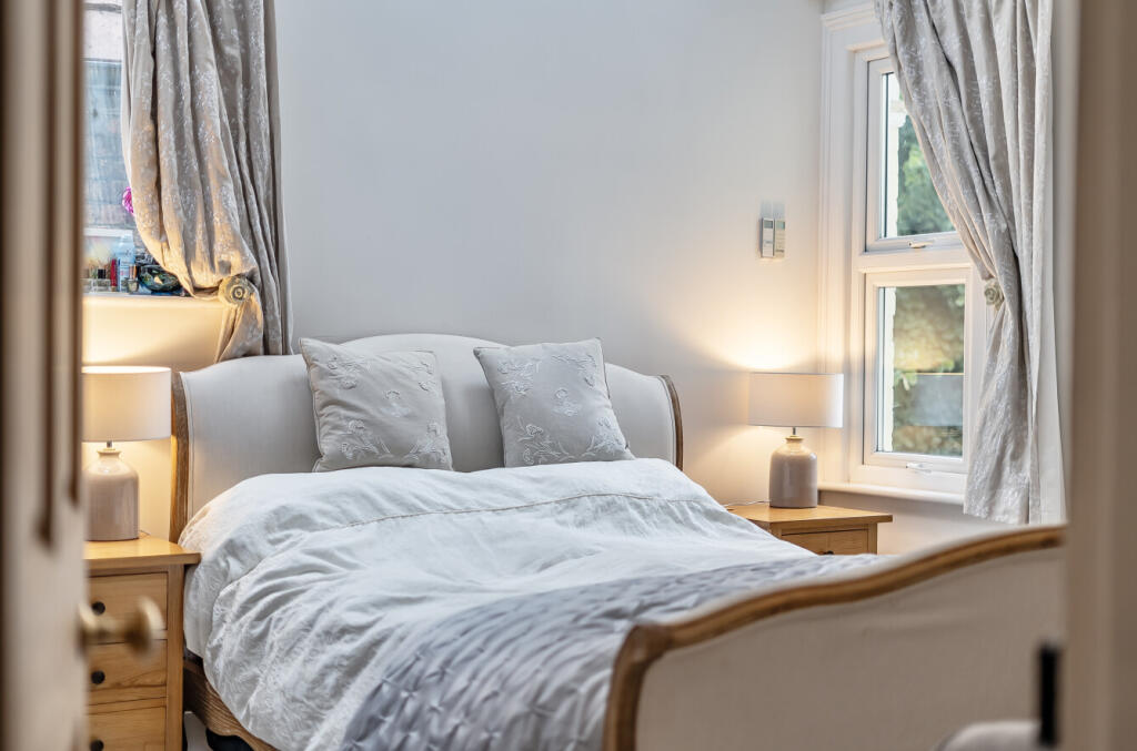 13423471868a6154331978