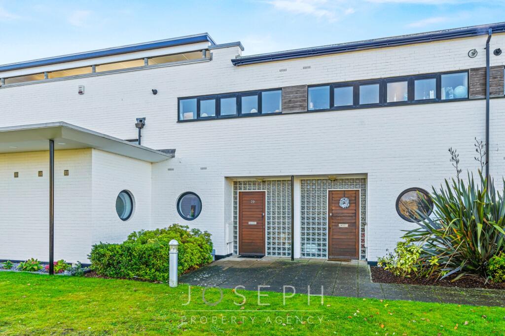 Witney Close, Ipswich, IP3