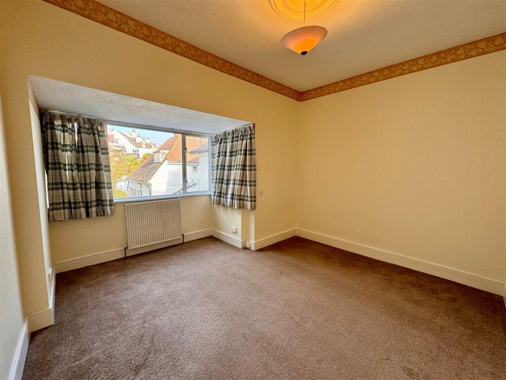 Bedroom.jpg
