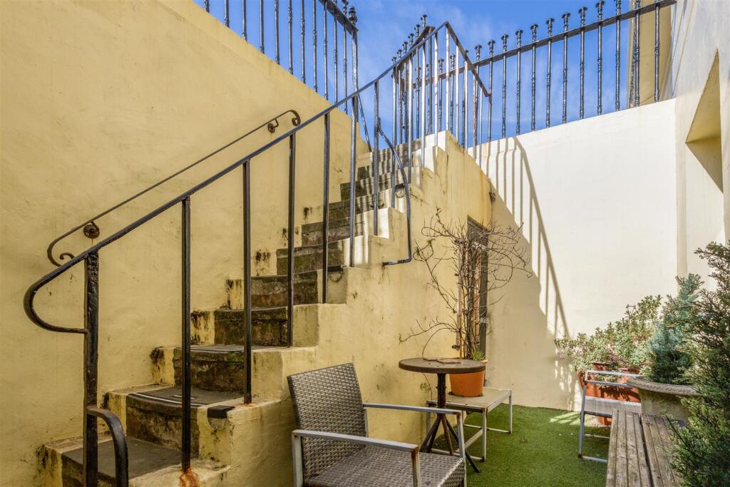 14A Brunswick Terrace-33.jpg
