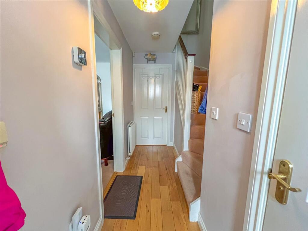 Waggestaff Drive - Image-7.jpg