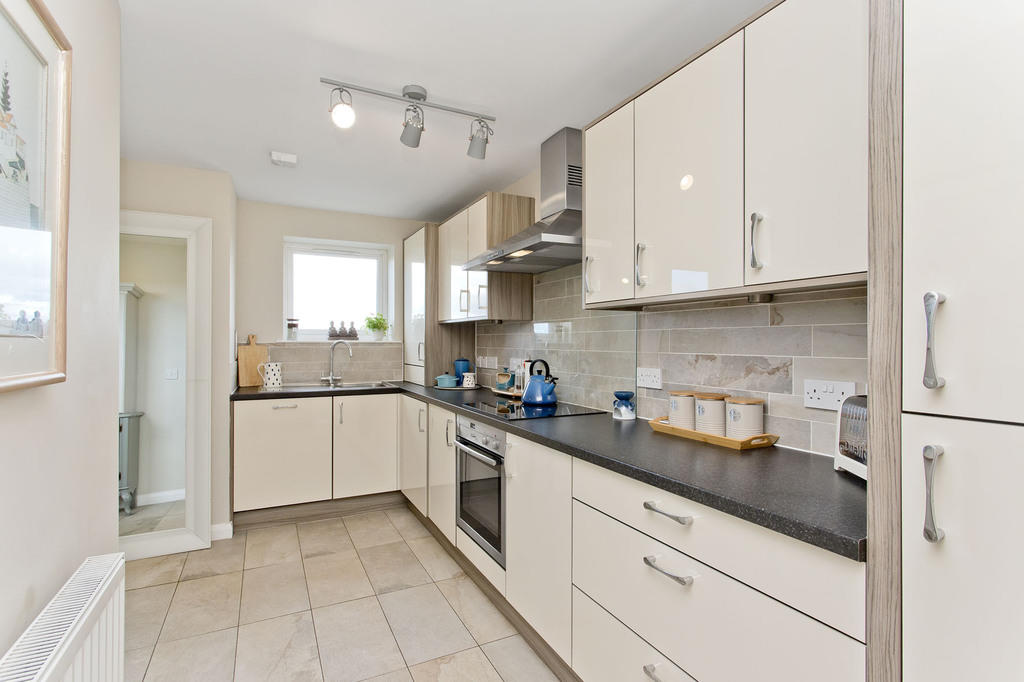 07 Kitchen
