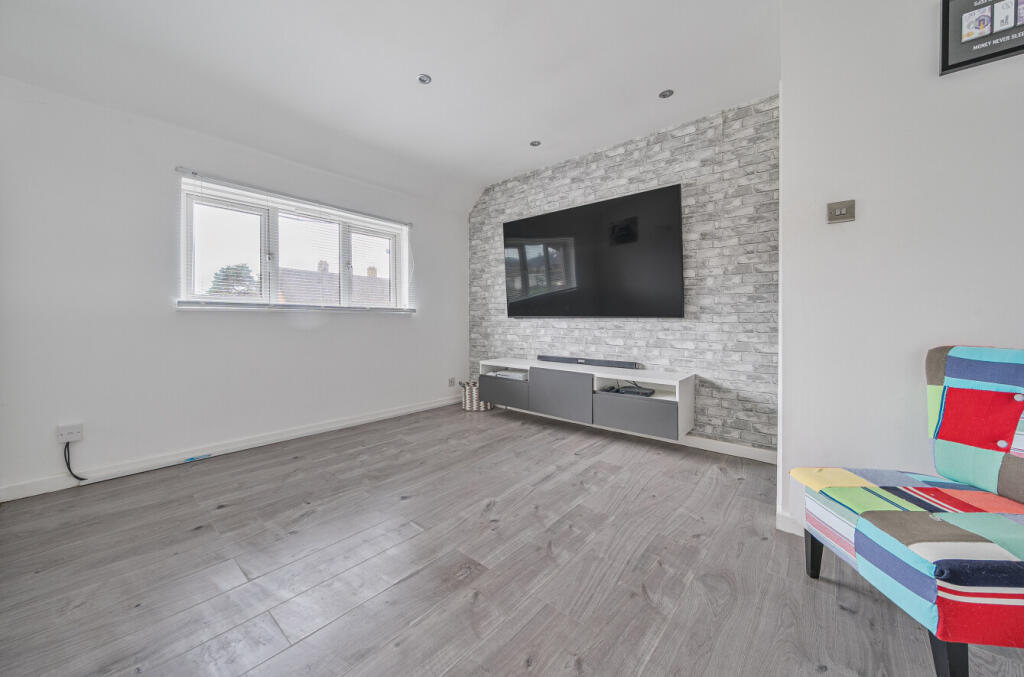 Upstairs Living Area