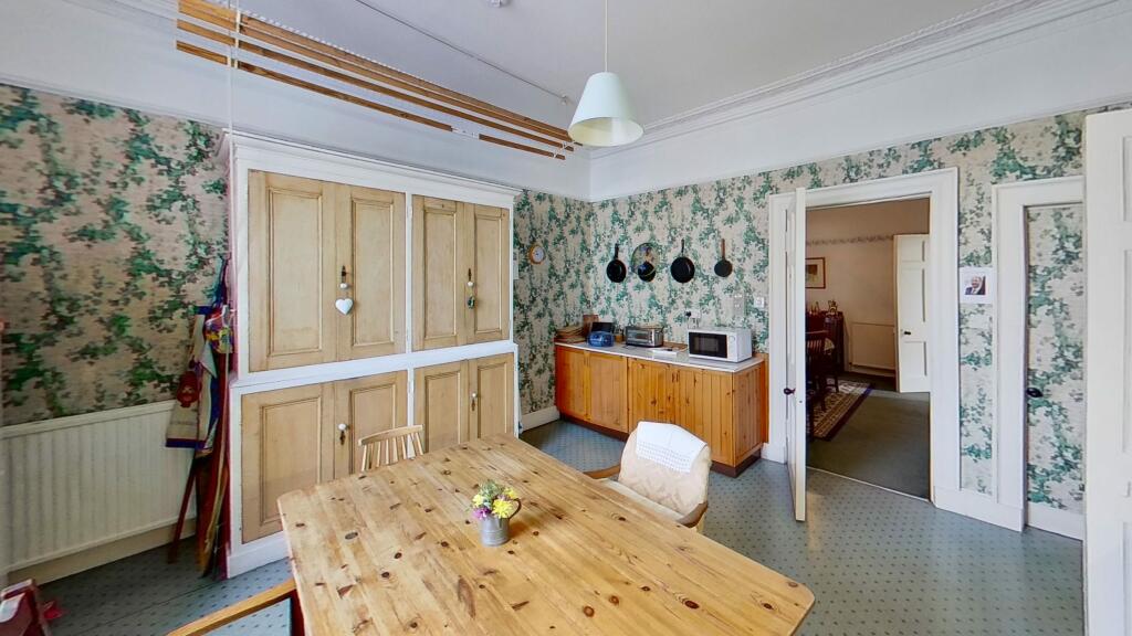 7 Castle Street, Kirkcudbright - Williamson and He