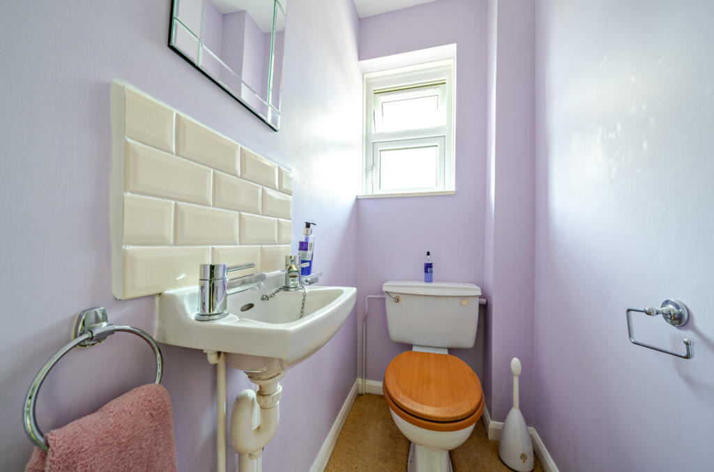 1330522-8-6894b92...