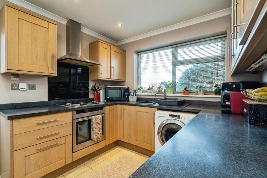 pbox-IMG.jpg