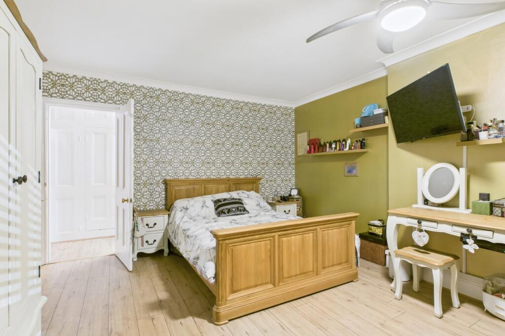 EweMove Spalding - Pinchbeck Rd - Bedroom
