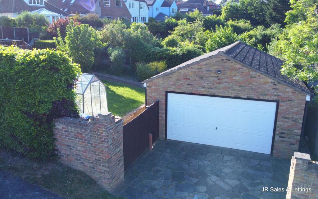 dji_fly_20250513_174910_838_1747154974281_photo_op