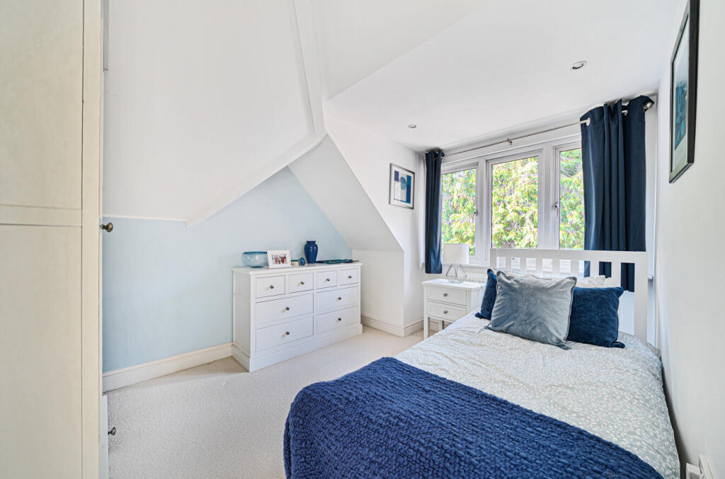 1355829-41-68d152...