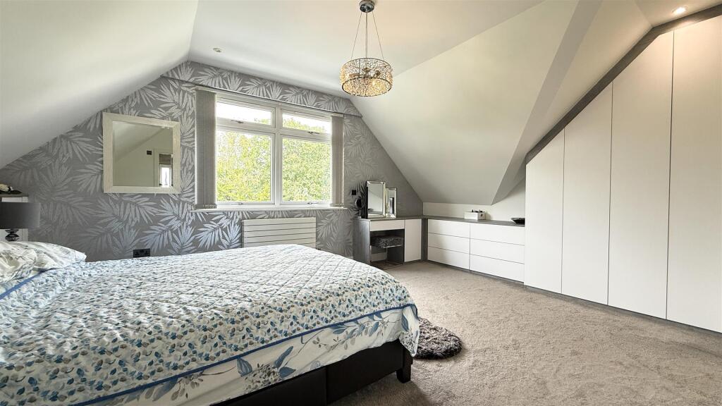 Main Suite