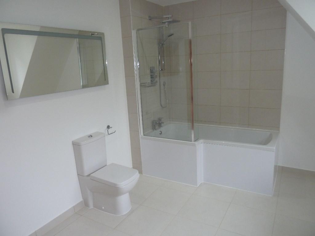 en- Suite Bathroom 1