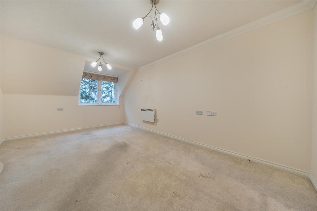 Windsor Lodge, Princes Risborough