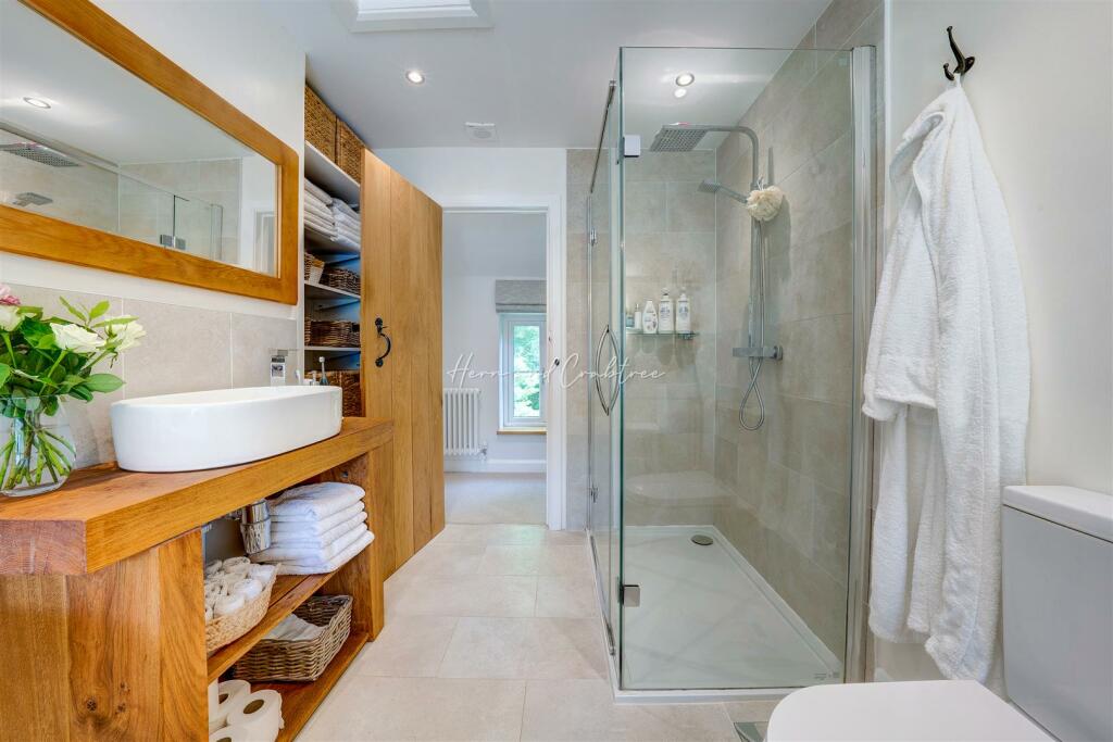 Rhiwbina Hill, Cardiff, HernCrabtree (42).jpg