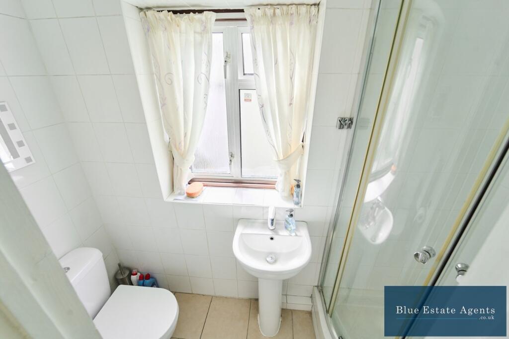 Ground Floor Shower Suite