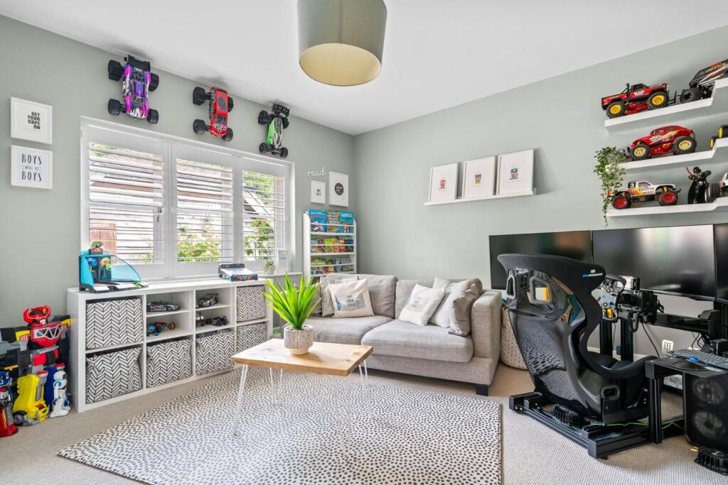 12-web-or-mls-CORNERCROFT  FINSHED EDITS-1.JPG