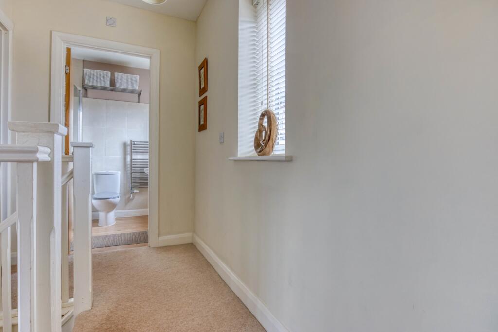 Ewemove Taunton Grove Gate (26)
