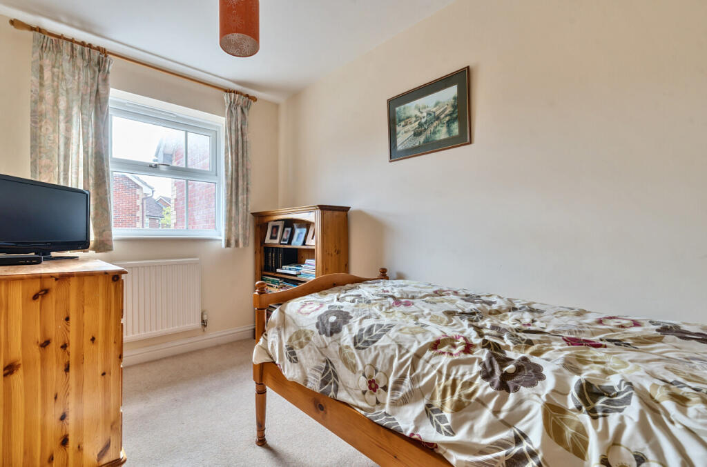 1313759-7-685980d...