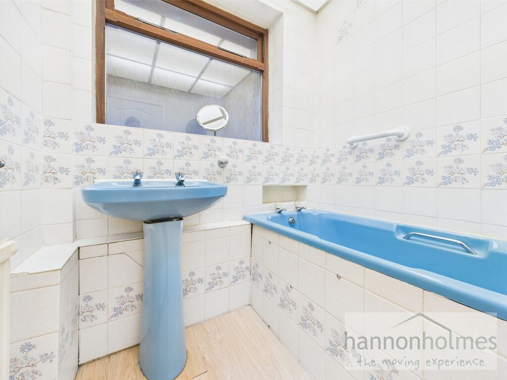 CAM05283G0-PR0056...