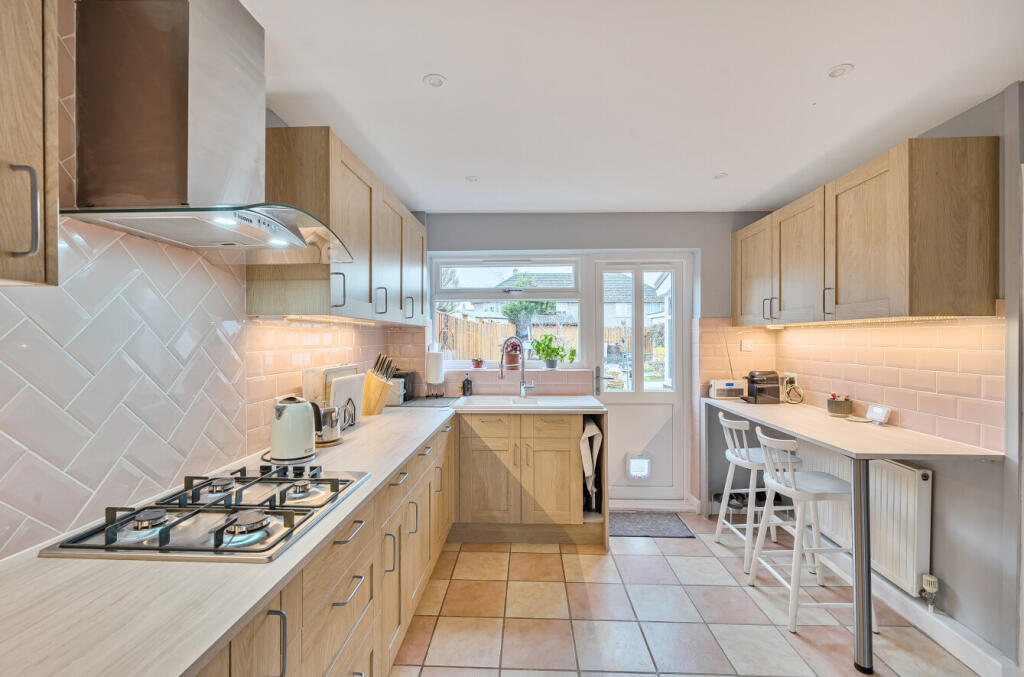 138585446931902f552ba