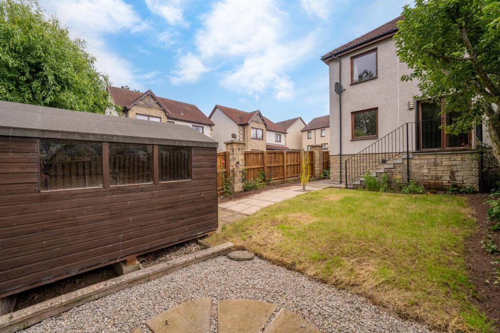 9 South Mews_Bennecourt_drive-16.jpg