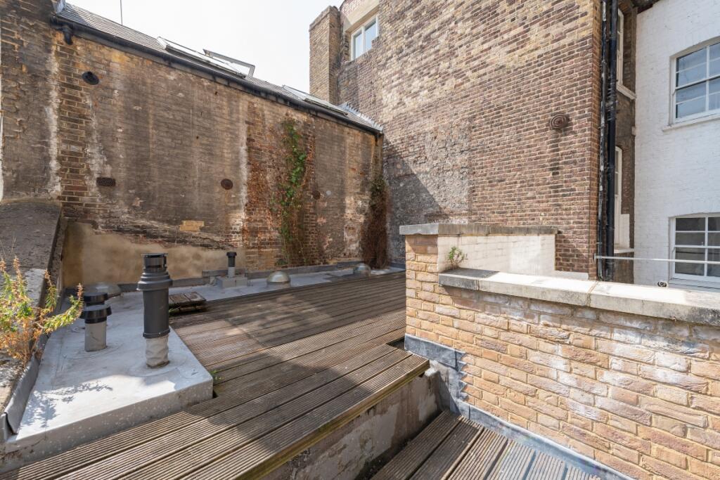 33 Conway Street ...