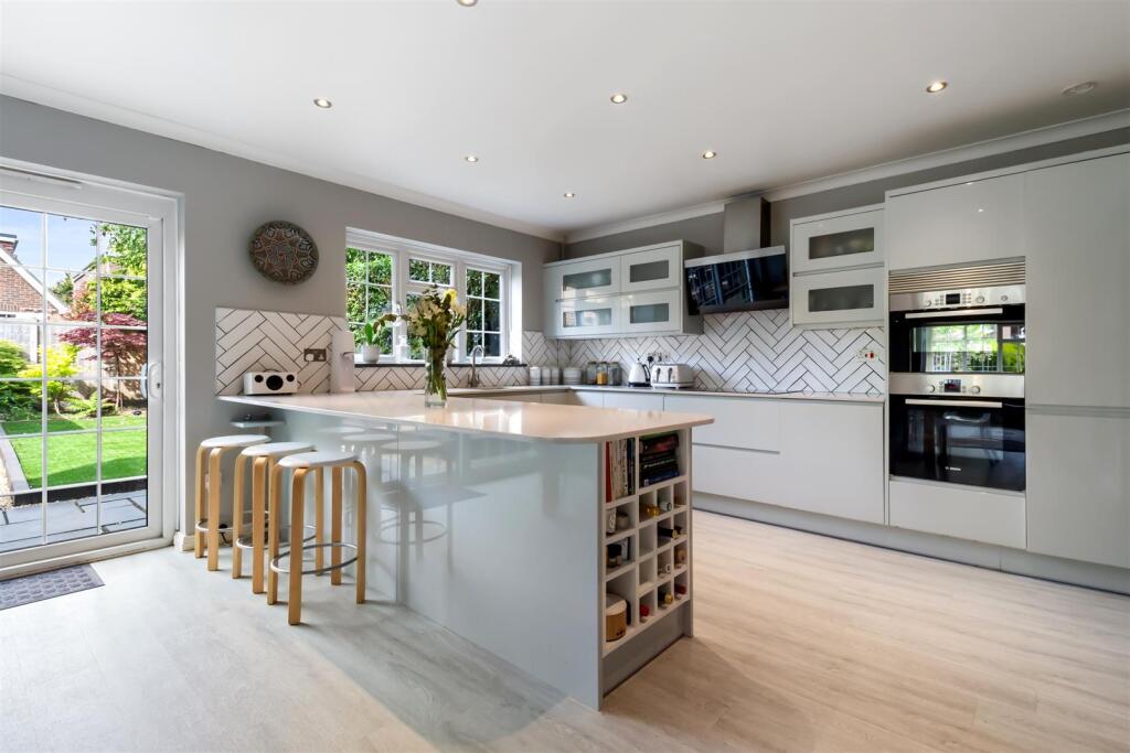 Vicarage Fields 9-016.jpg