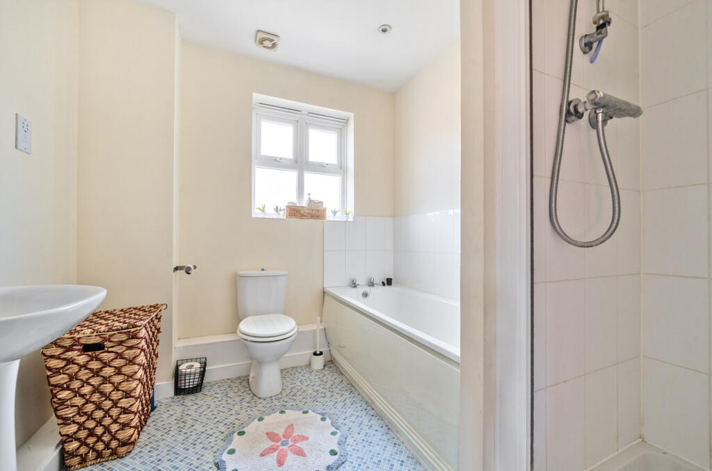 22-68220dff45113-...