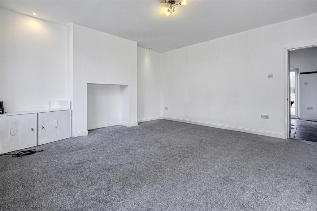 96 leigh rd hindley green -9.jpg