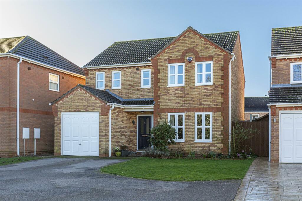 27 Crocus Way 4.jpg