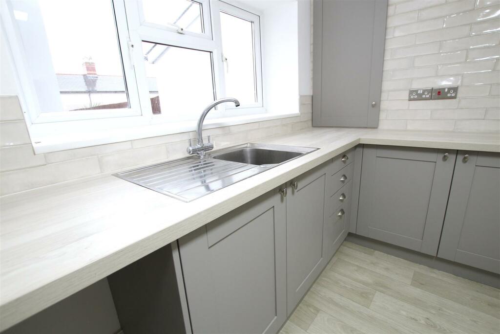 Kitchen (Lower ground floor)