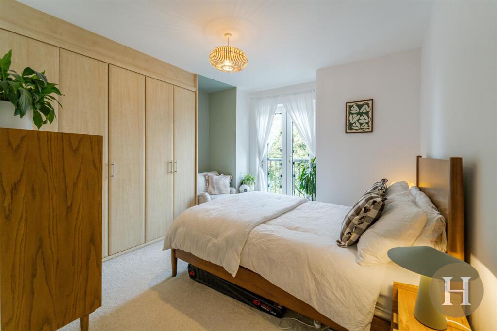 Hadleigh Estate Agents-21.jpg