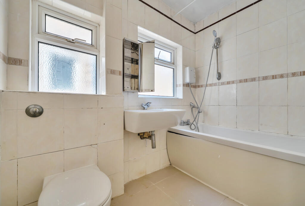 1328552-7-687f781...