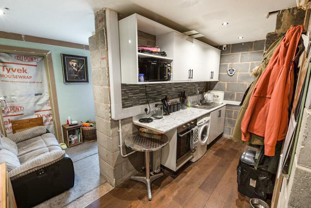 Kitchen area