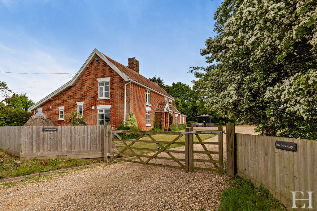 8647614-exteriorW...