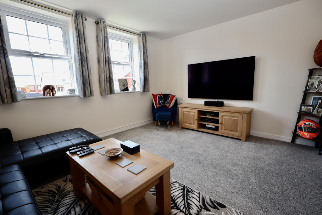 First floor sitting room/bedroom