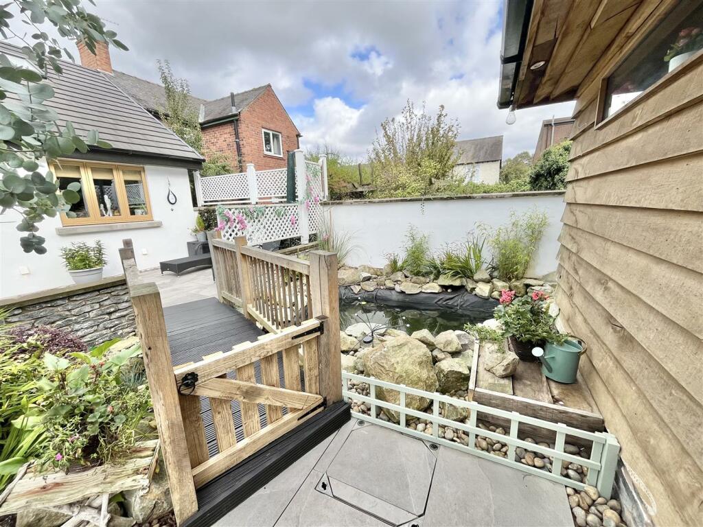 Enclosed Rear Garden