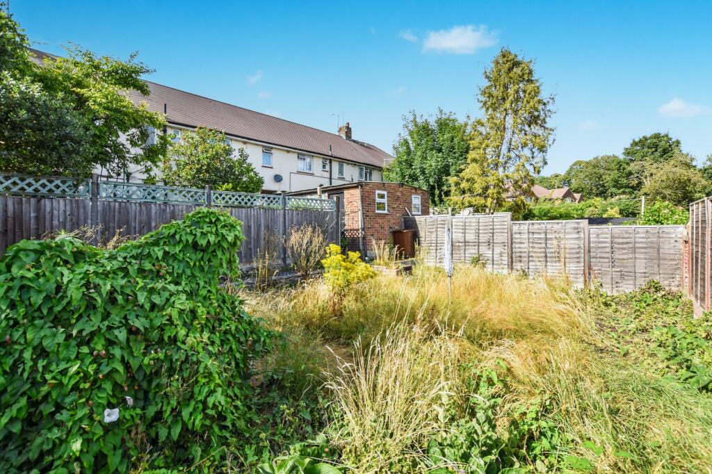 27 Marden Crescent, Bexley, Kent, DA5 1PW