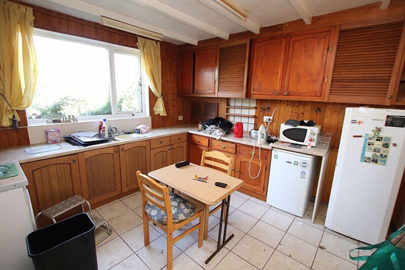 breakfast kitchen photo 1