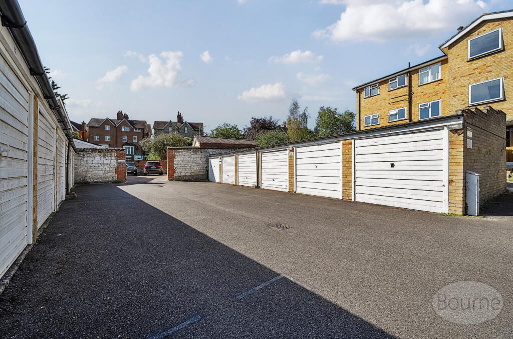 06a9d4cd-2206-447...