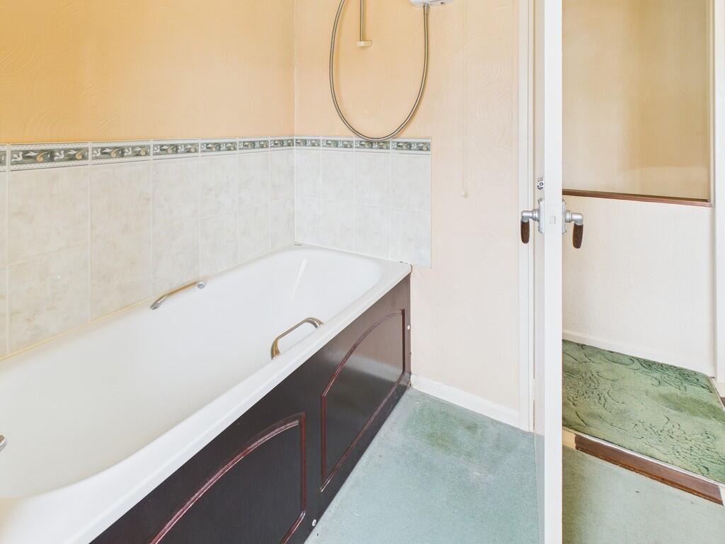 CAM05068G0-PR0015...