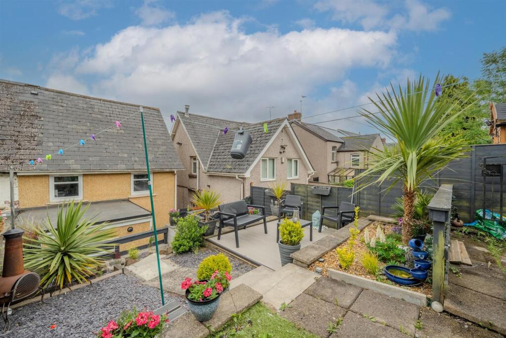 83 Stafford Rd-16.jpg