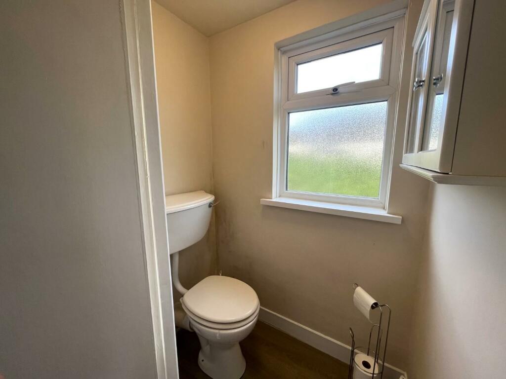 Toilet.jpeg