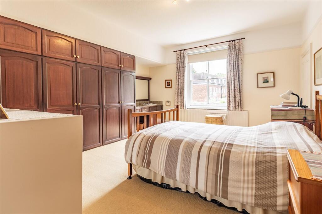 35 Church Hill (32).jpg