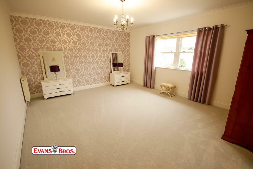 REAR DOUBLE BEDROOM 3