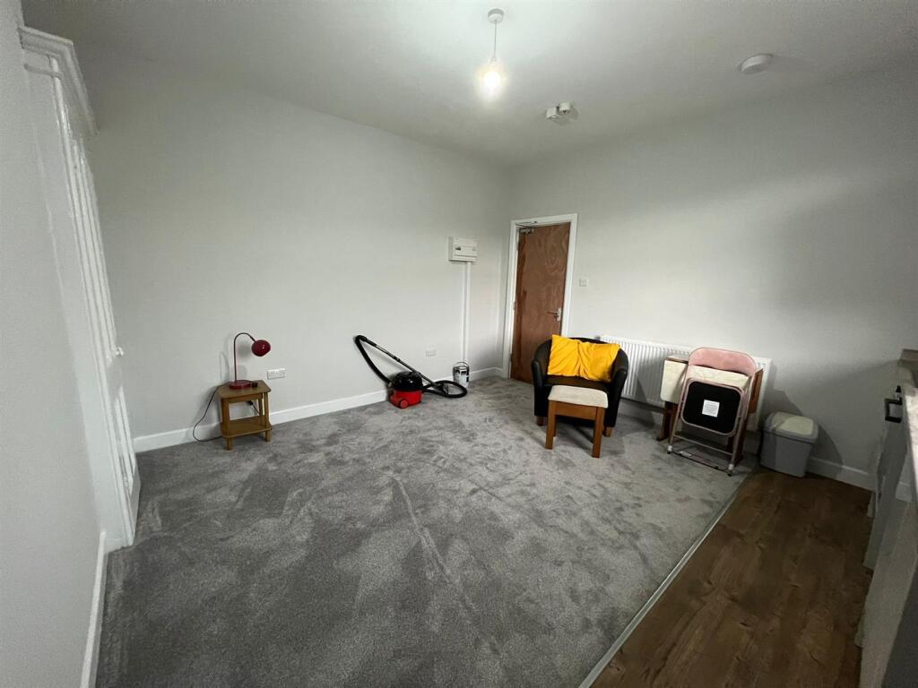 Room 2.jpeg
