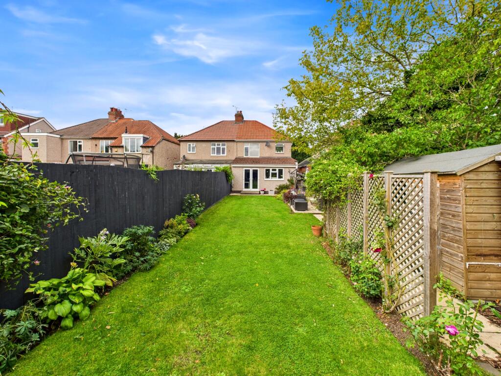 CAM05192G0-PR0150-STILL019