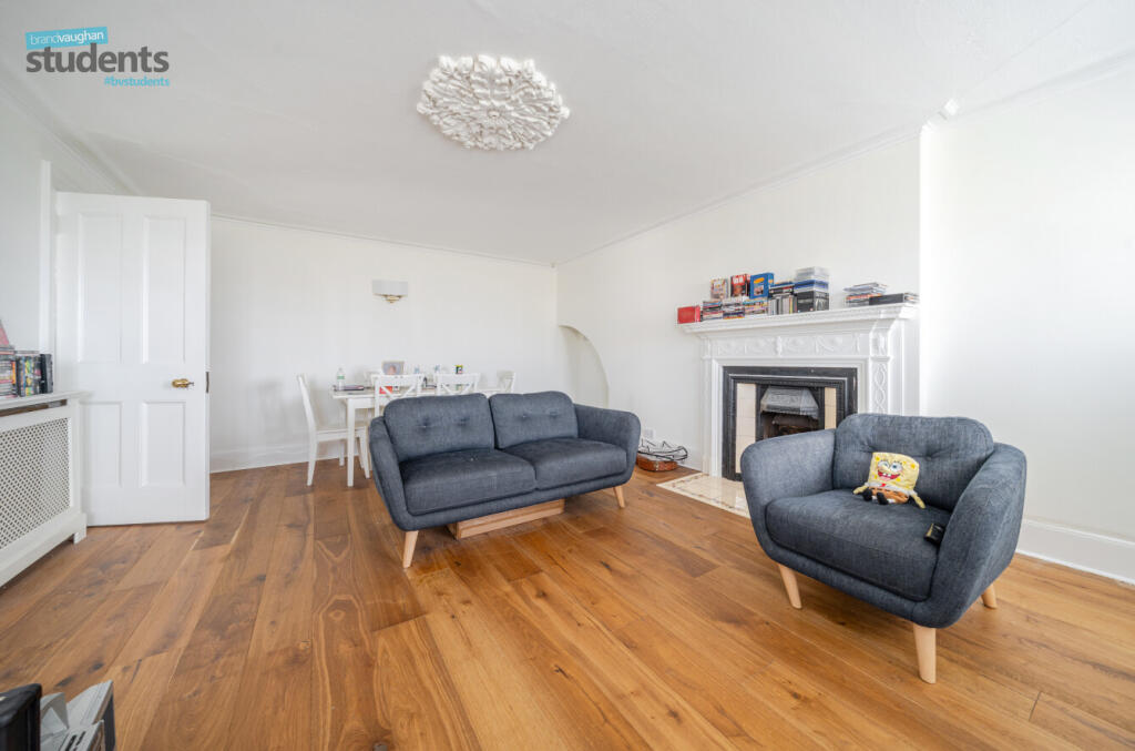 c34ee29b-2dbf-43e...