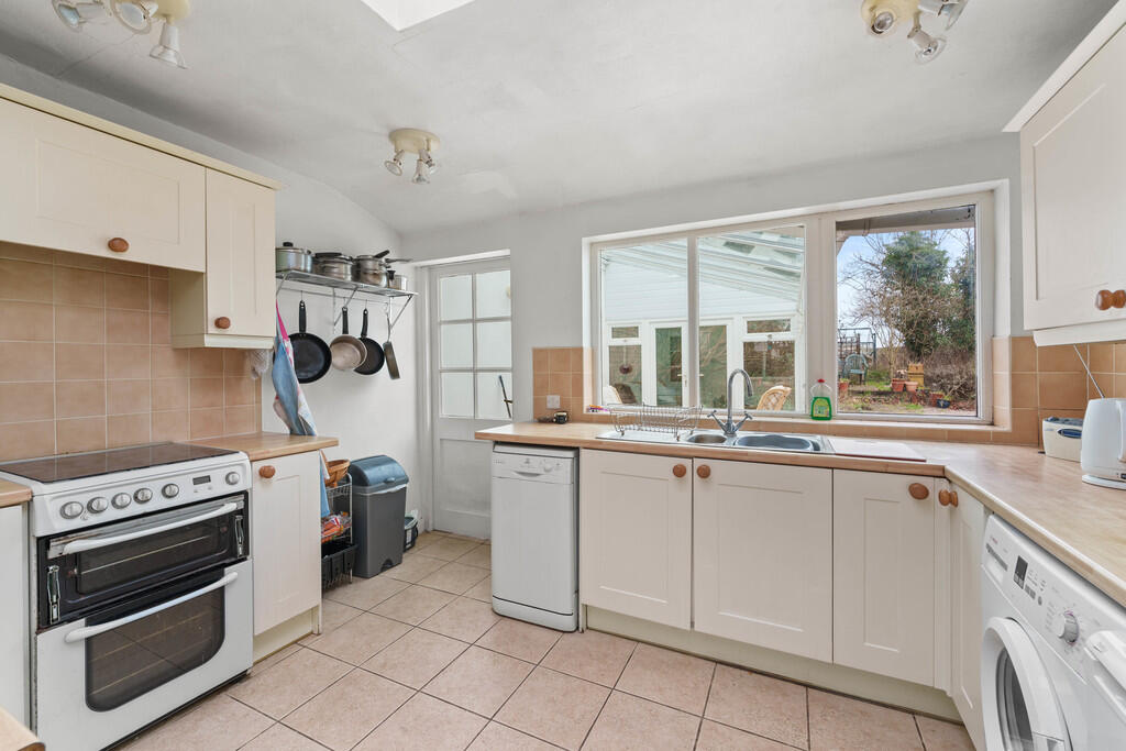 125 Hermitage Roa...