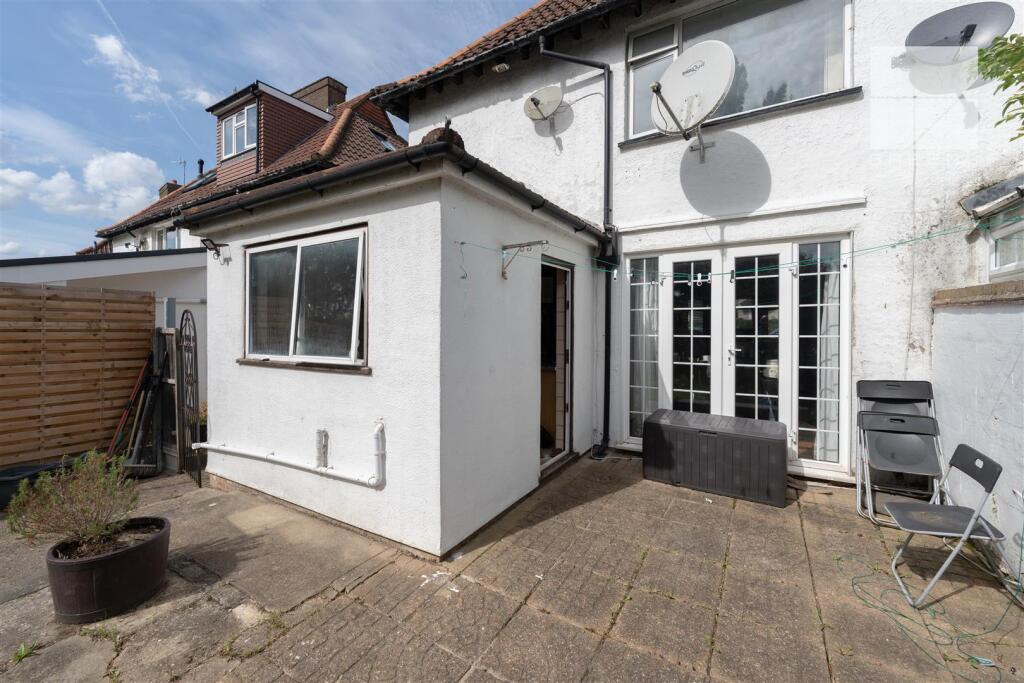 31 Ropers Avenue_0023.jpg