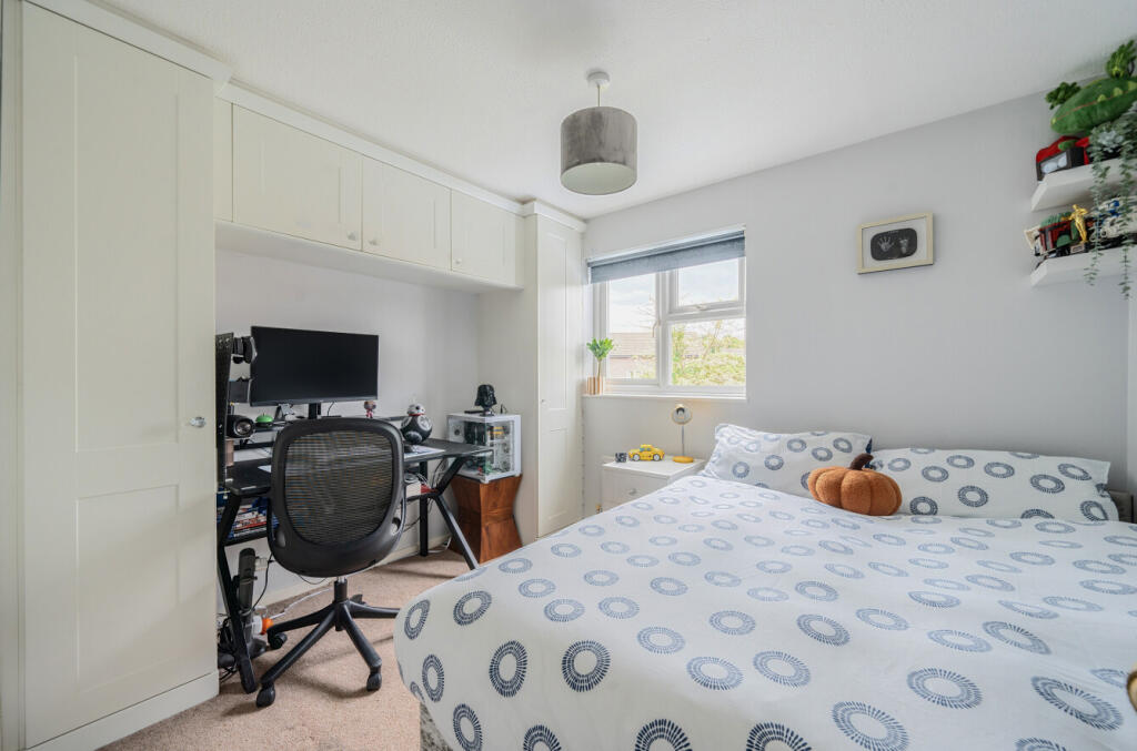 1306142-3-68482ef...